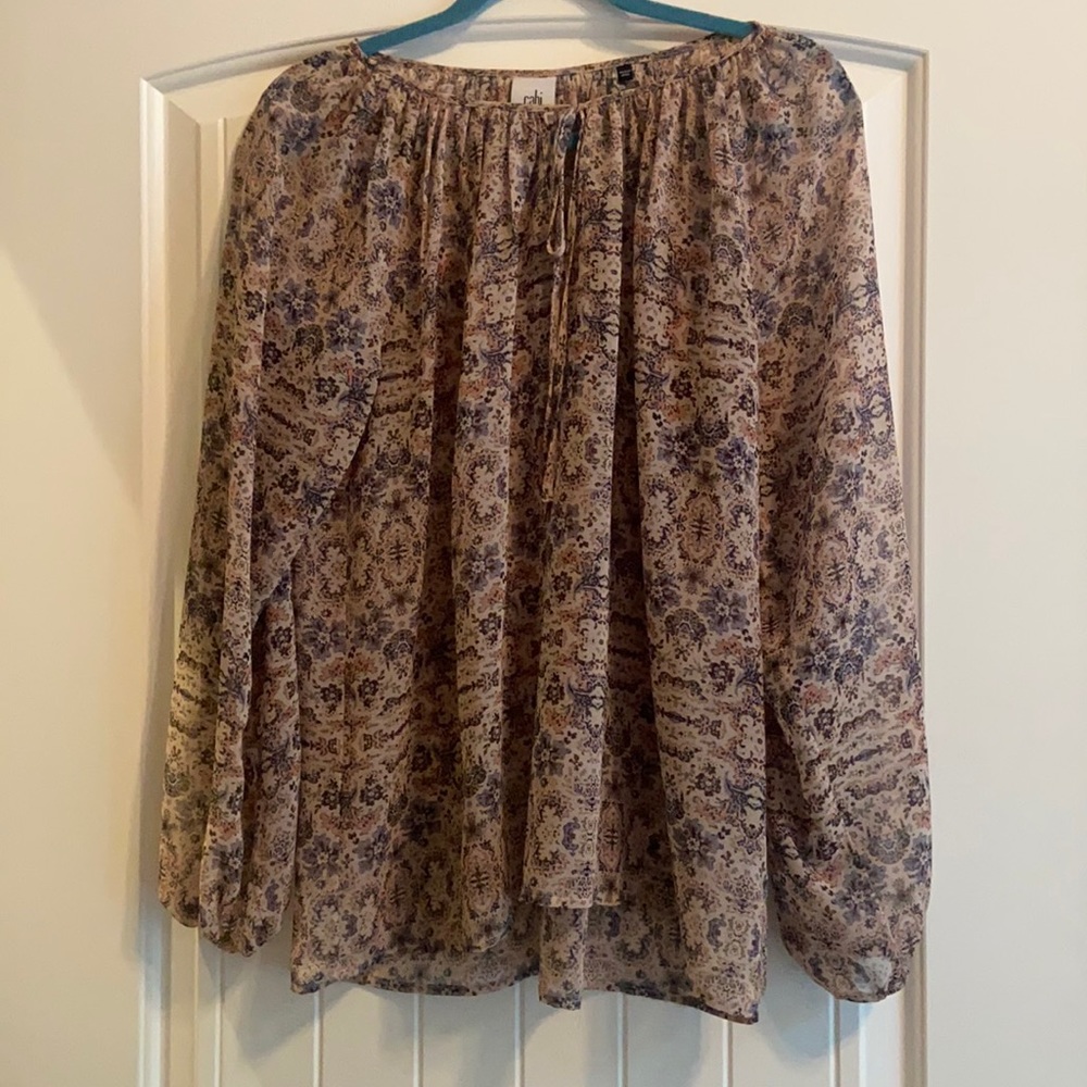 Mauve patterned blouse, Cabi